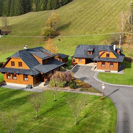 Valassky Dvur Velké Karlovice Екстериор снимка